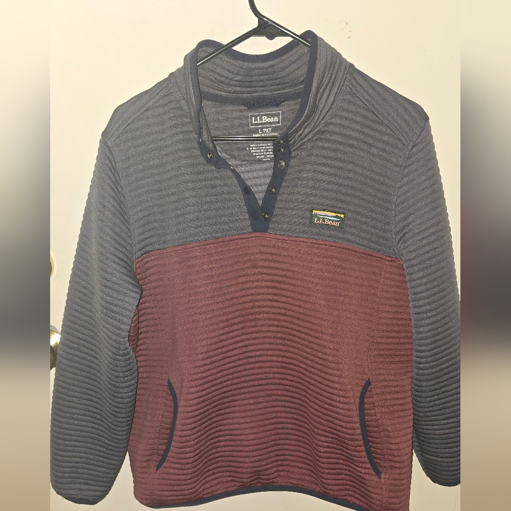 L.L. Bean Men's Gray and Brown Sweater